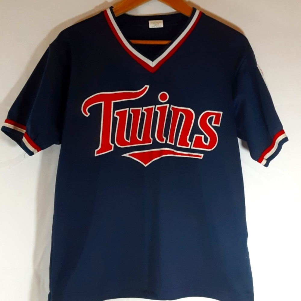 VINTAGE Minnesota Twins Baseball Youth Little League Jersey Men's size Medium